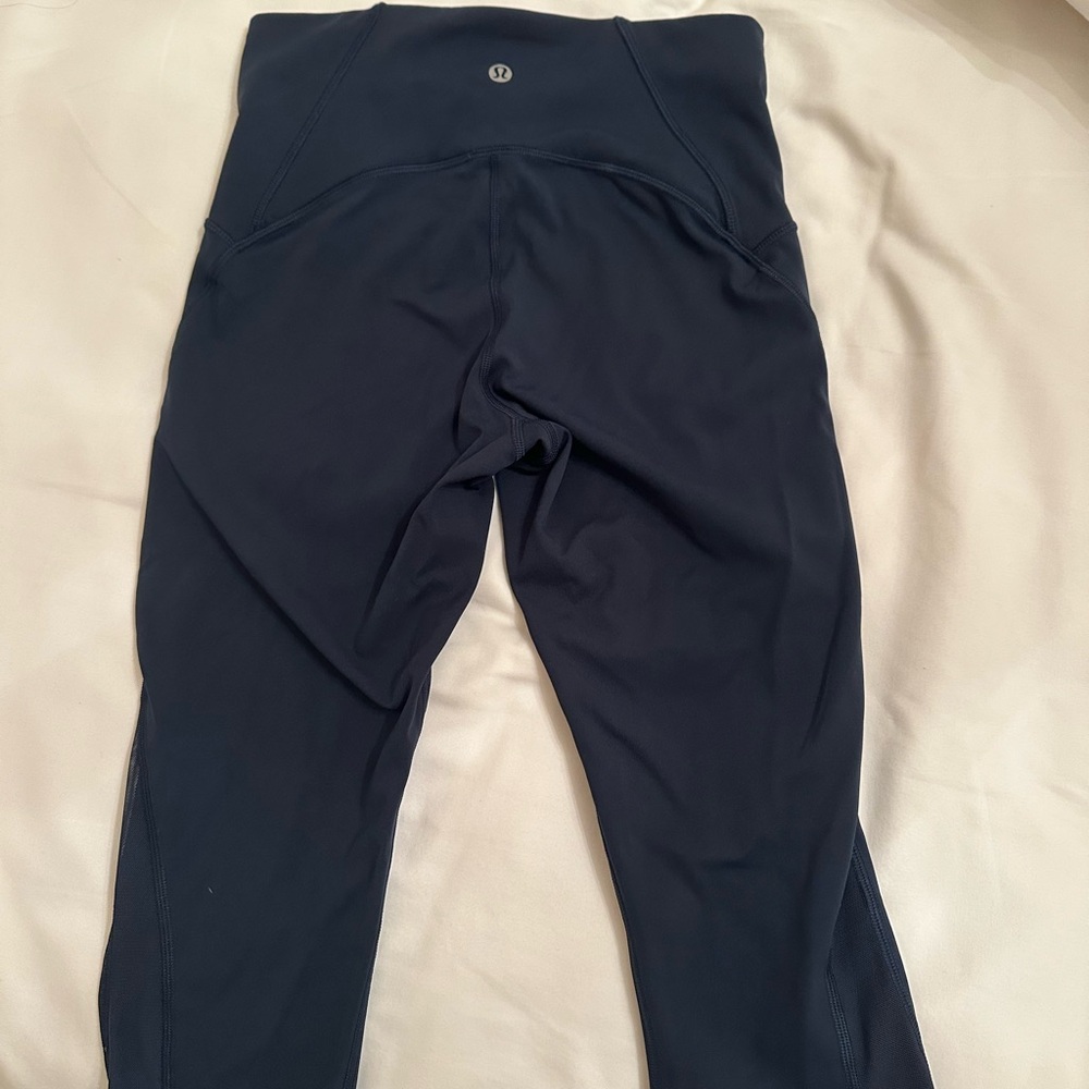 Lululemon cropped navy pants with mesh